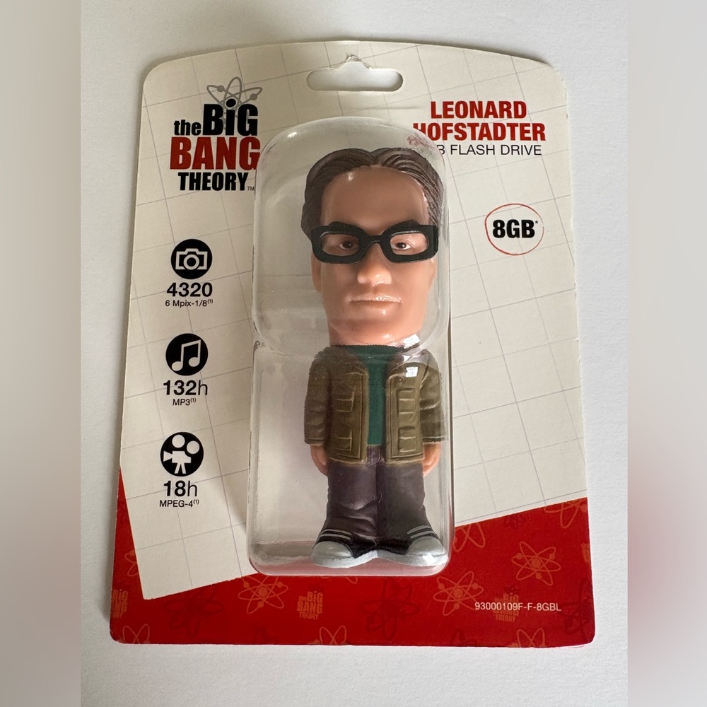 The Big Bang Theory Leonard Hofstadter 8GB Flash Drive NIP